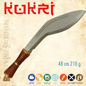 Pode incluir: Uma faca de lâmina curva com cabo de madeira e lâmina de metal. O cabo é castanho com detalhes dourados. A lâmina é prateada e tem três ranhuras. O texto "Kukri" está no topo. A faca tem 48 cm de comprimento e pesa 210 g.