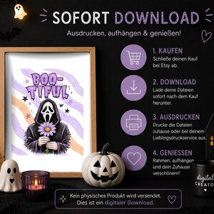 以下が含まれることがあります： 紫色の花を持ち、BOO-TIFULという文字が書かれたマスク姿のフード付き人物のデジタルダウンロードプリント。画像には購入、ダウンロード、印刷の手順が含まれており、白いカボチャと幽霊の装飾が添えられています。