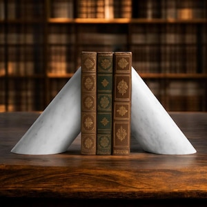 Geometric Marble Bookends: Modern Home Library Decor