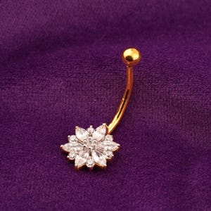 Anello per ombelico floreale in moissanite, gioiello per ombelico in argento sterling placcato oro 14 carati