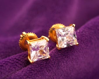 14K Yellow Gold Stud Earrings | Princess Cut Simulated Diamond | Everyday Unisex Gift