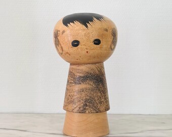 こけし人形、ヴィンテージの日本の創作人形「冬椿」渡辺正雄作（29 cm