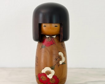 卯三郎作の繊細な花模様がかわいい木製こけし - Etsy 日本