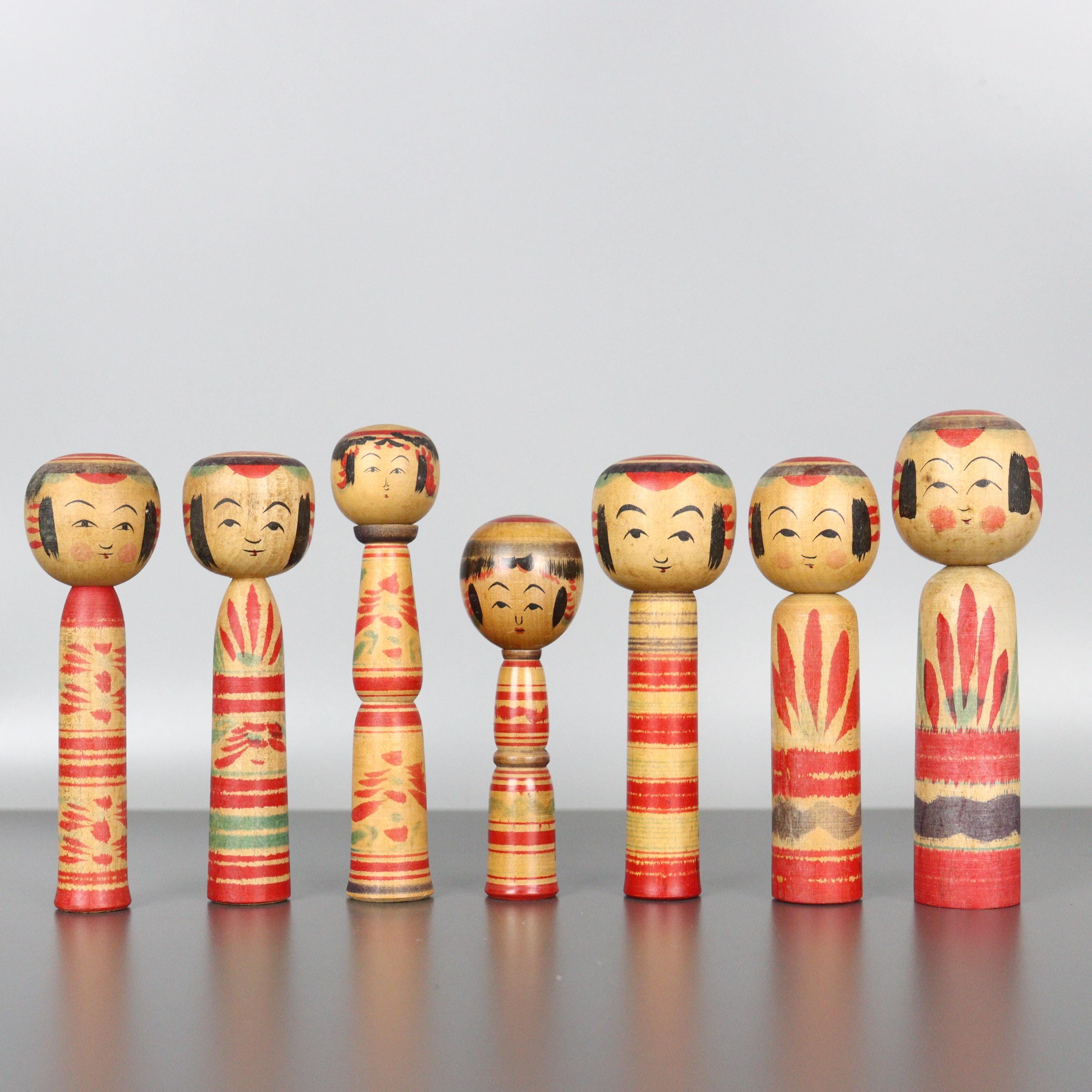 こけし人形7体セット 伝統スタイル ヴィンテージ 日本製 木工品 - Etsy