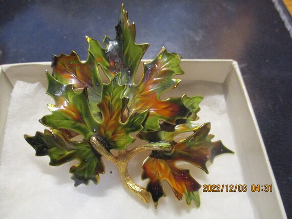 1960s Wiess Brooch & earing set, Fall leaves - image 7