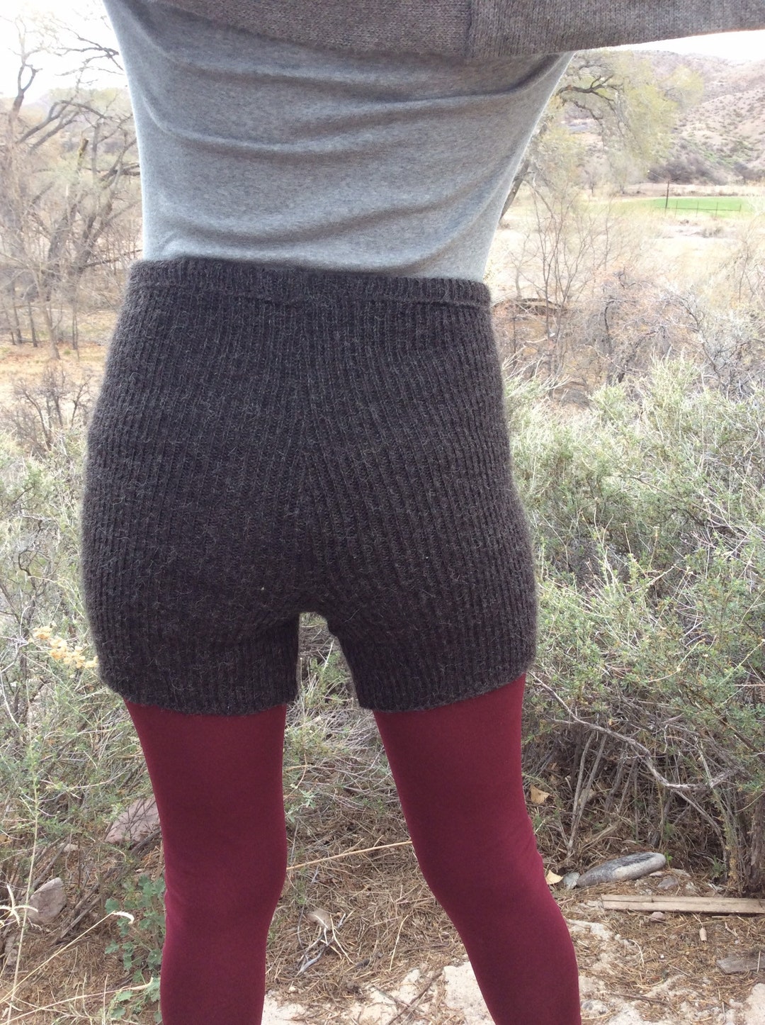 【Anyone more】Moving Knit Ribbed Short Pants Amazon.com: Women's Shorts Elastic Waist Rib-Knit Shorts