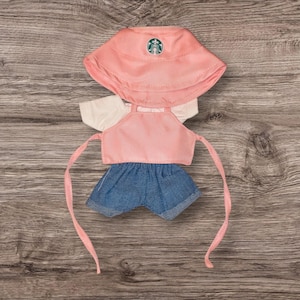 labubu Starbucks outfit pink