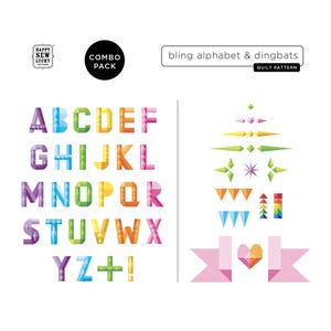 Può includere: Un colorato motivo per trapunte con l'alfabeto e vari dingbats. Le lettere sono in un design geometrico, ogni lettera di un colore diverso. I dingbats includono stelle, triangoli e un cuore. È presente anche il testo "bling alphabet & dingbats".