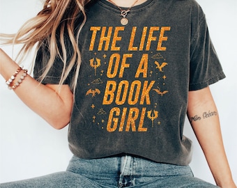 The Life of a Book Girl T-shirt: Book Lover Gift,Bookworm Tee, Book Club Shirt for Readers,S320