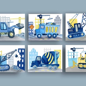 Puede incluir: Seis ilustraciones de acuarela de veh&iacute;culos de construcci&oacute;n en un entorno urbano. Los veh&iacute;culos son azules, amarillos y grises. Las ilustraciones est&aacute;n sobre un fondo blanco.