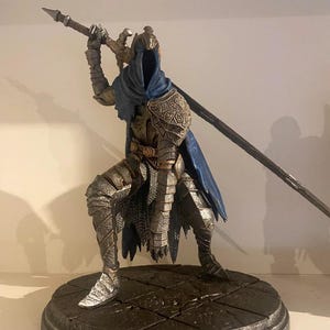 Artorias Statue – Hand Painted 14K Resin Figure – Dark Souls Collectible Knight