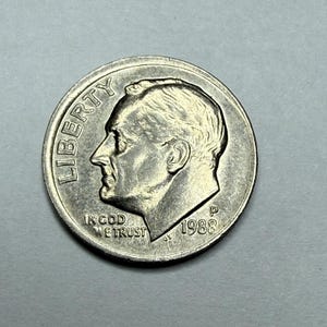 1988 P Roosevelt Dime Off Center Struck Error Coin