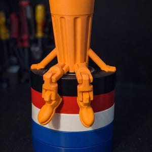 Articulated Wire Nut Buddy With Hidden Storage – 3D Printed Desk Toy & Organizer