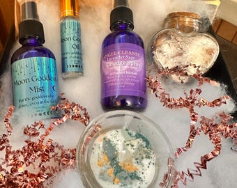 Moon Goddess Daily Aromatherapy Ritual Mist: Self-Love, Feminine Energy Spray