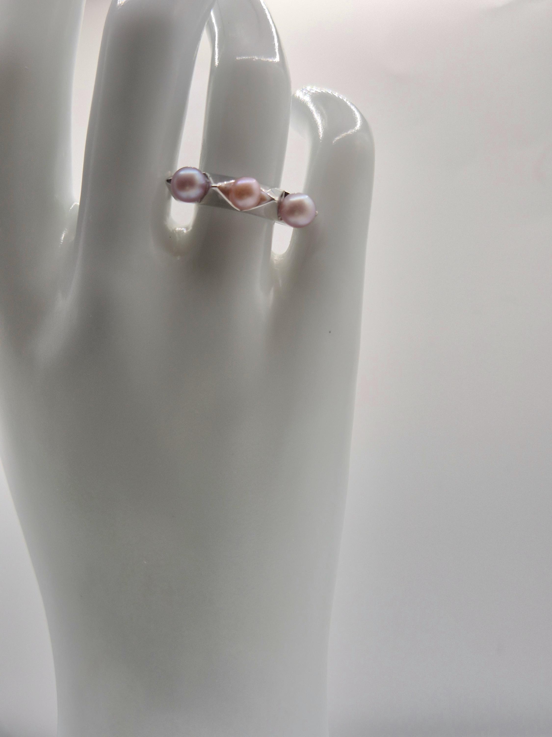 Industrial Spike Triple Pearl Ring - Etsy