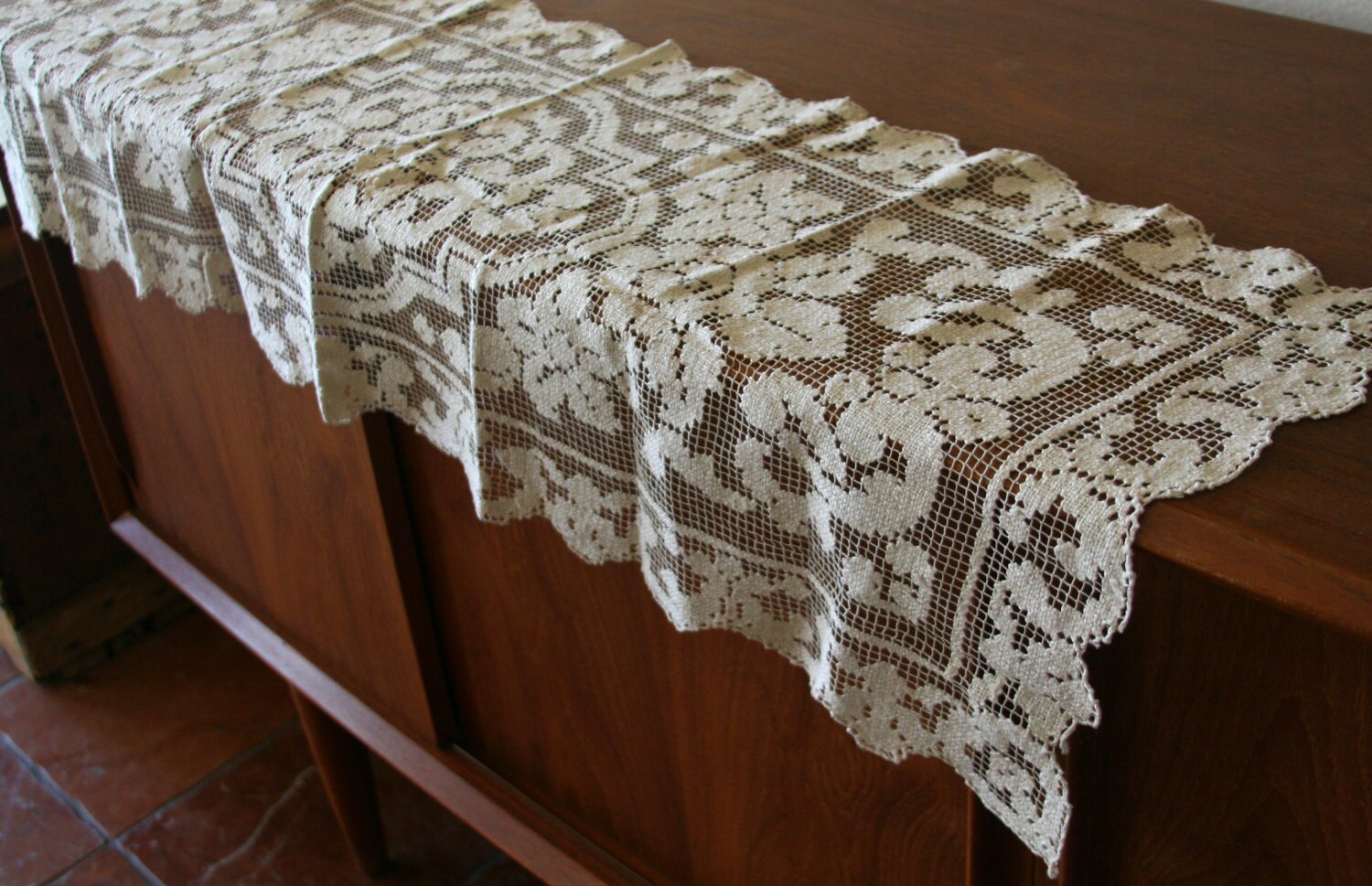 Vintage Filet Crochet Table Runner Dresser Scarf Darned net Etsy