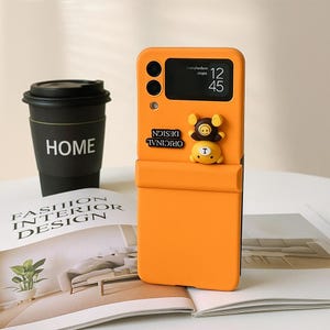 Cute 3D Cartoon Bear Case for Samsung Galaxy Z Flip 6 5 4 3 – Hinge Protection Soft Cover