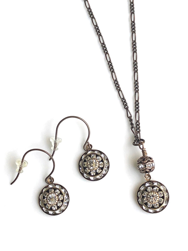 Antique brass art deco jewelry set with crystals for wedding featuring Swarovski crystal art deco earrings and Swarovski crystal art deco pendant necklace