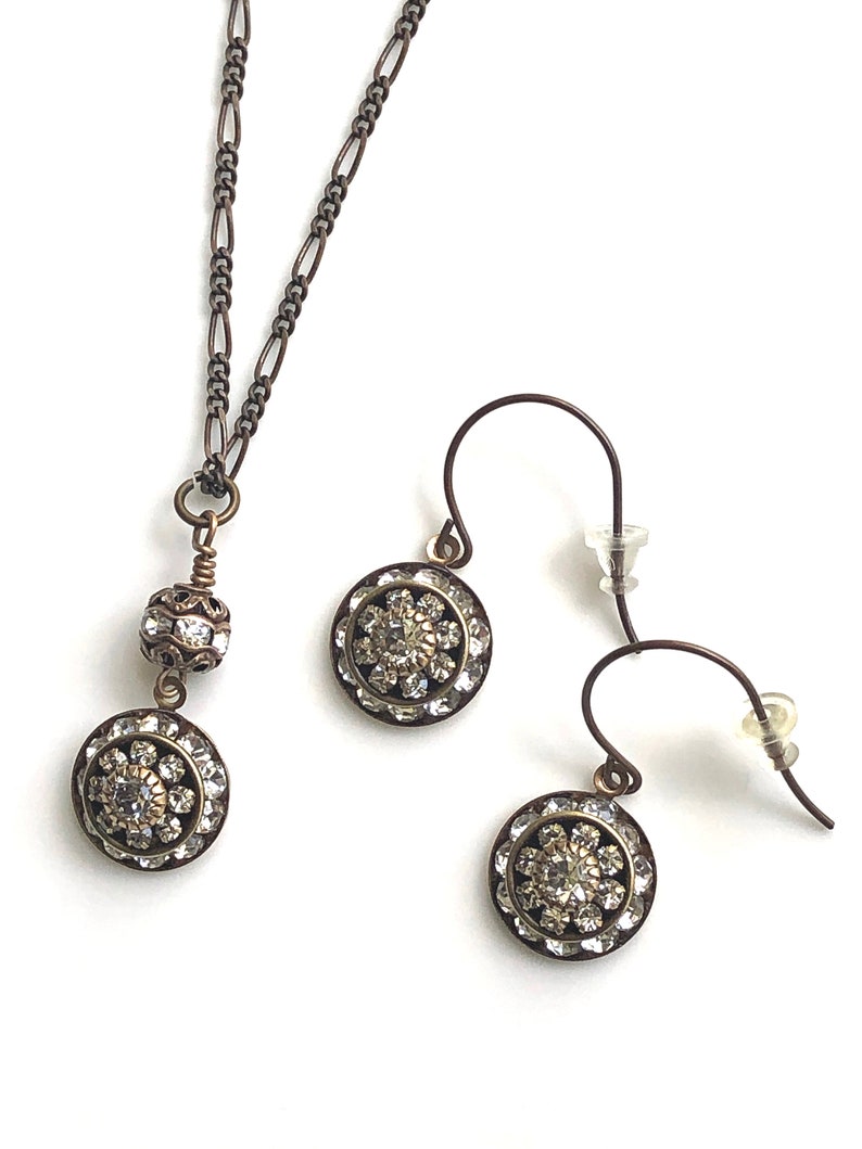 Antique brass art deco jewelry set with crystals for wedding featuring Swarovski crystal art deco earrings and Swarovski crystal art deco pendant necklace