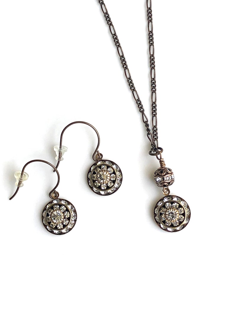 Antique brass art deco jewelry set with crystals for wedding featuring Swarovski crystal art deco earrings and Swarovski crystal art deco pendant necklace