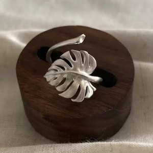 Silver Monstera Leaf Ring | Adjustable Botanical Ring | Nature-Inspired Plant Jewelry | Handmade Tropical Gift for Her