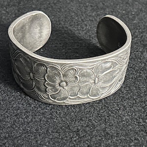 Vintage Salsbury Pewter Flower of the Month Cuff JULY Etched Flower Bracelet Cuff