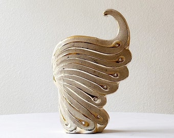 gorgeous gold ceramic butterfly wing flower vase | peacock feather diamond accent