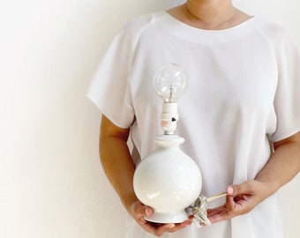 1990s modern white table lamp / ceramic orb light