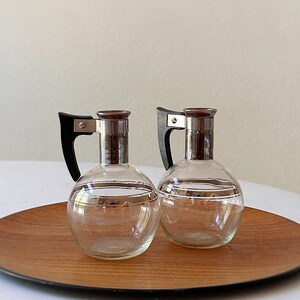 small mid century modern atomic glass silver coffee pot | bud vase starter