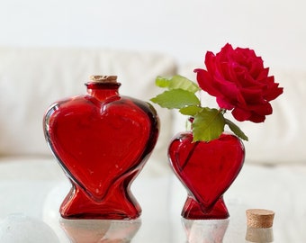 small red heart flower propagation glass vase with cork lid set of 2 | spain glassware