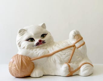 vintage ceramic white persian kitty cat sculpture