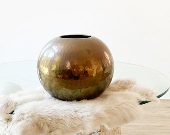 vintage hollywood regency hammered brass orb planter / flower vase