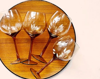 hand painted flower smokey brown wine glass set | floral design cocktail housewarming gift