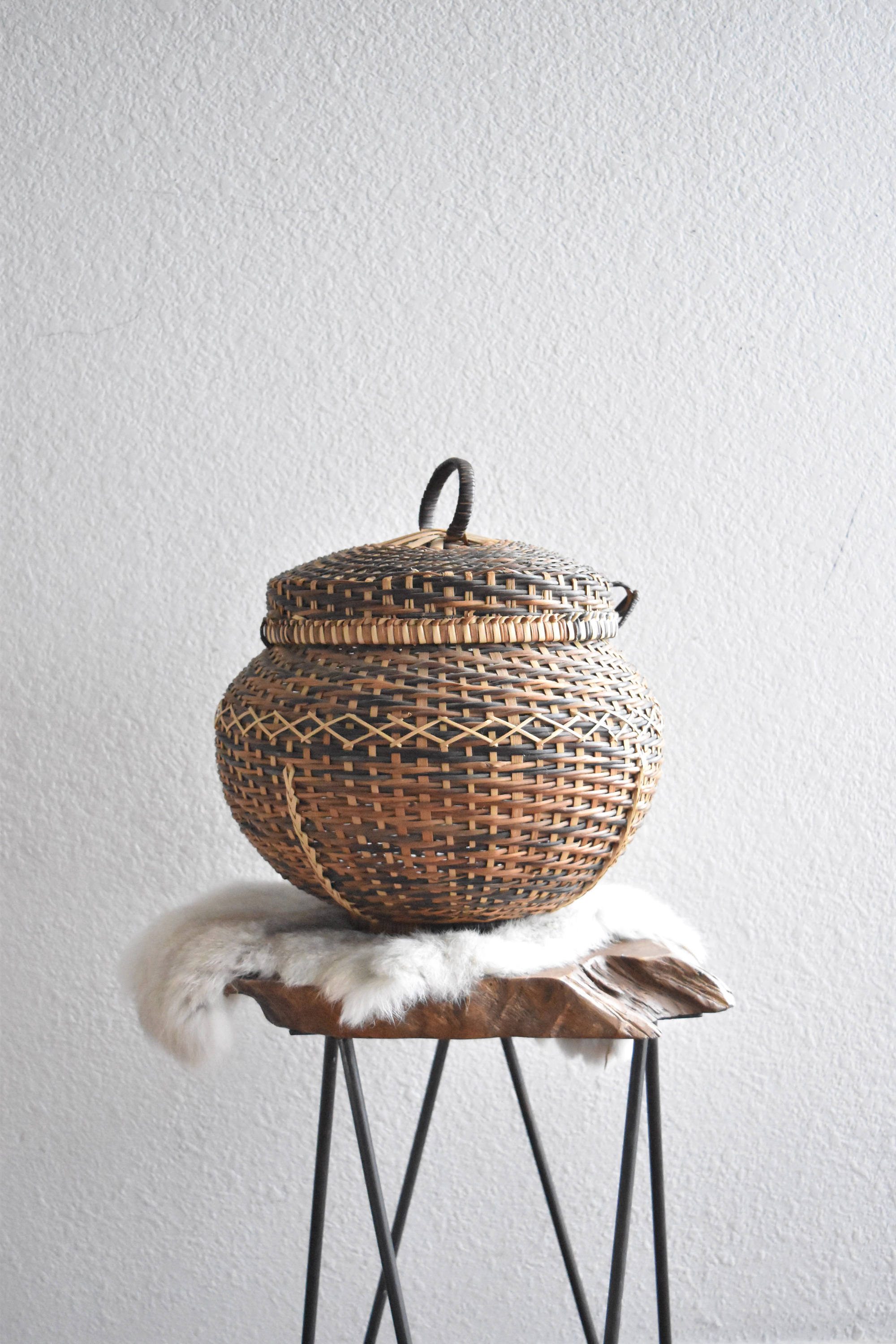 woven rattan orb basket with lid / snake charmer basket