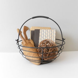 modern industrial black metal round wire basket / minimalist bowl image 1