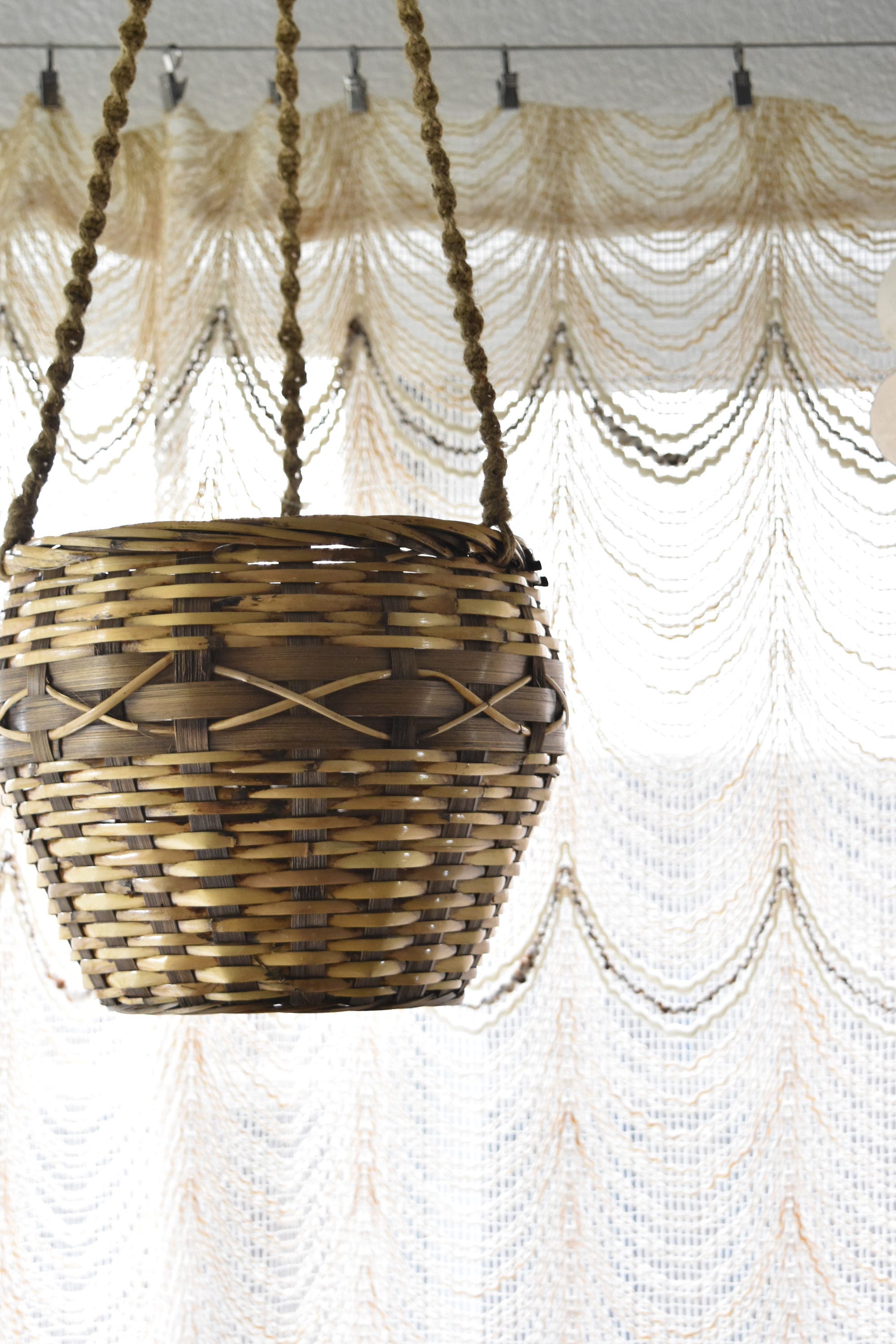 woven wicker rattan hanging basket planter / plant holder