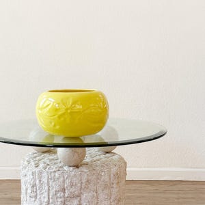 large retro yellow ceramic orb flower etched vase | 70s