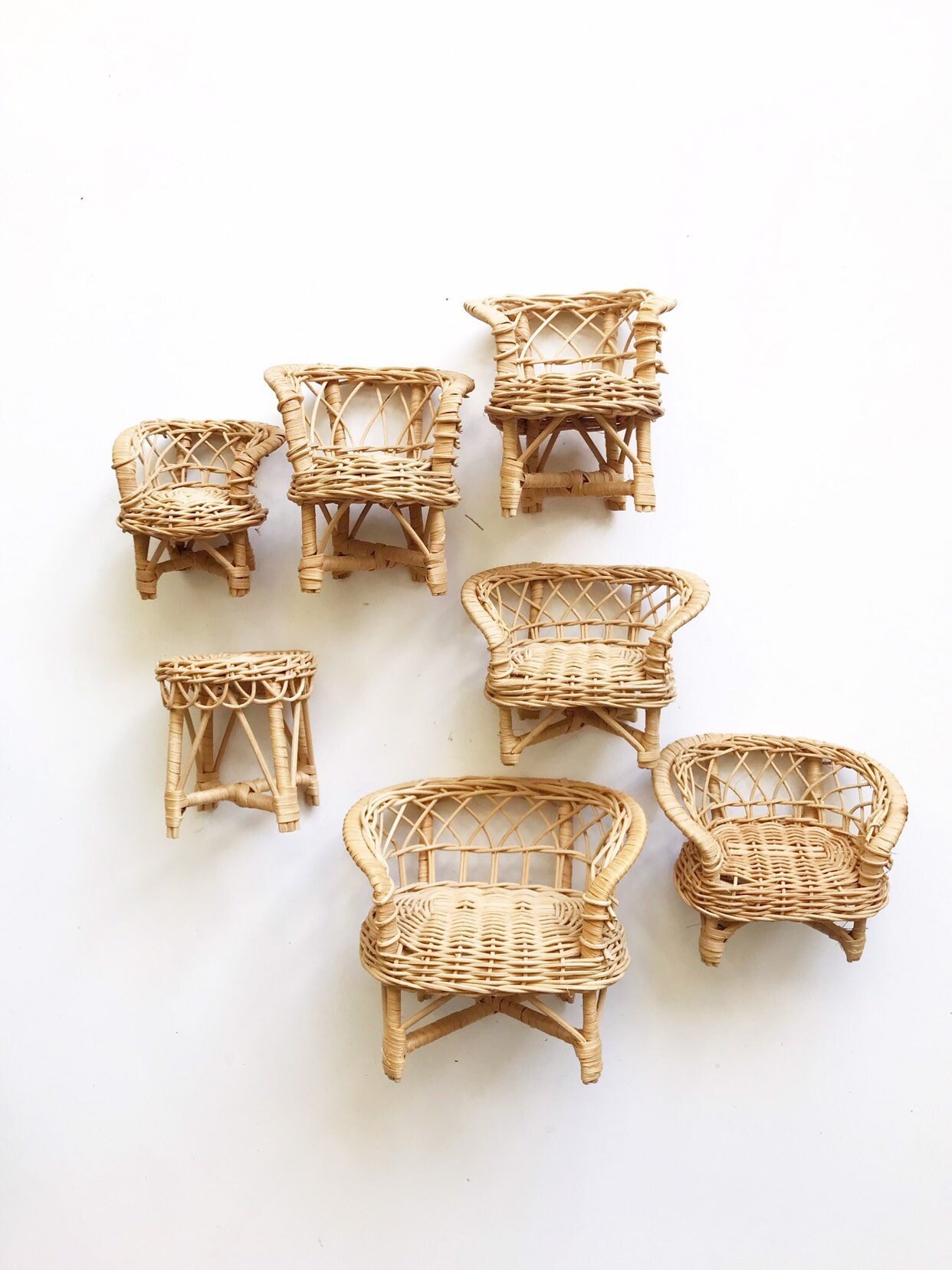mini wicker chair
