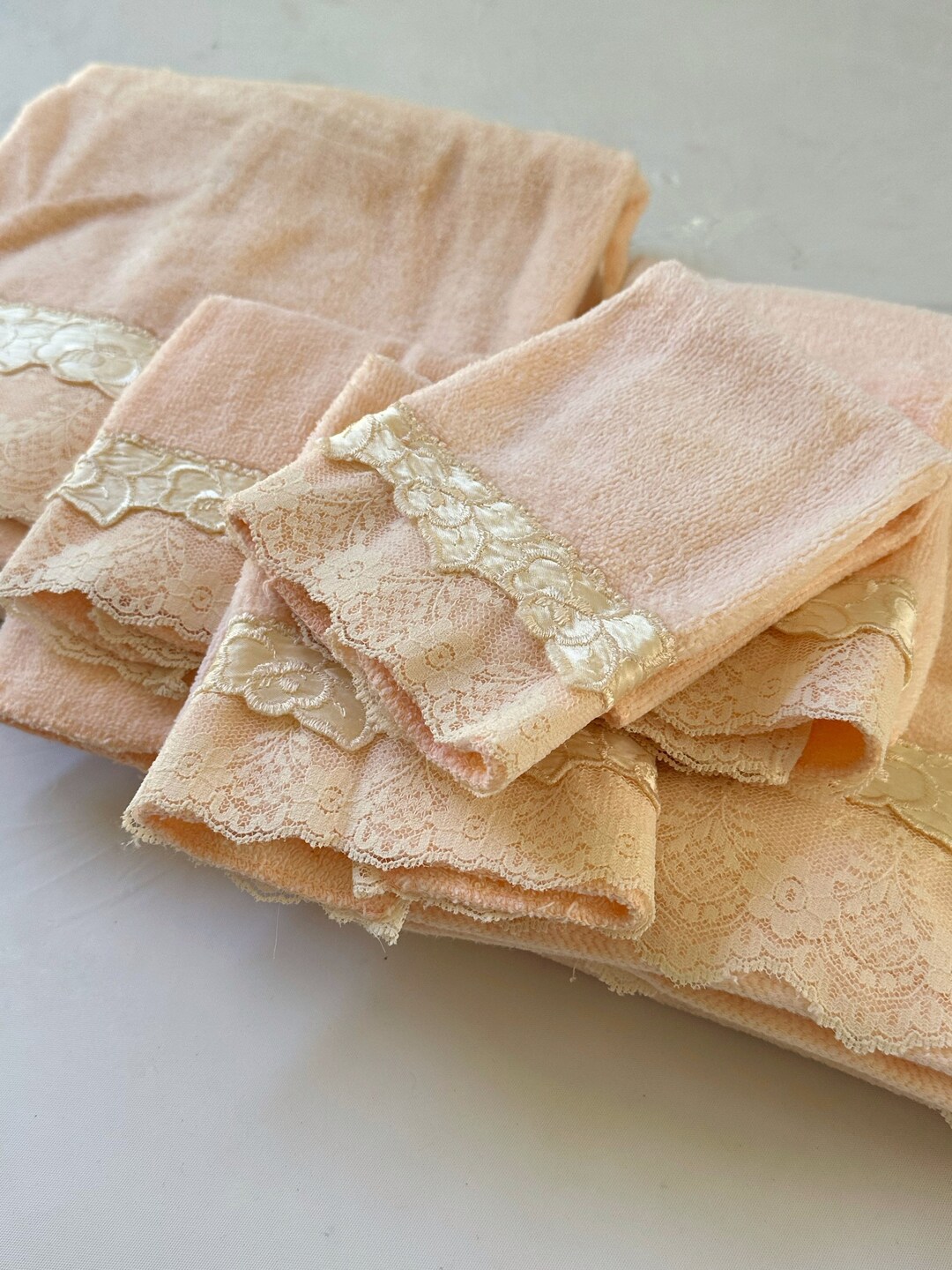 Retro Peachy Pink Lace Vintage Bath Towel Set Hand Towels Etsy