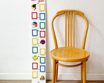 Childrens school grade wall hanging picture frame size chart