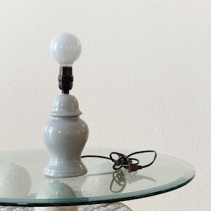 90s modern ginger shaped ceramic gray table lamp light