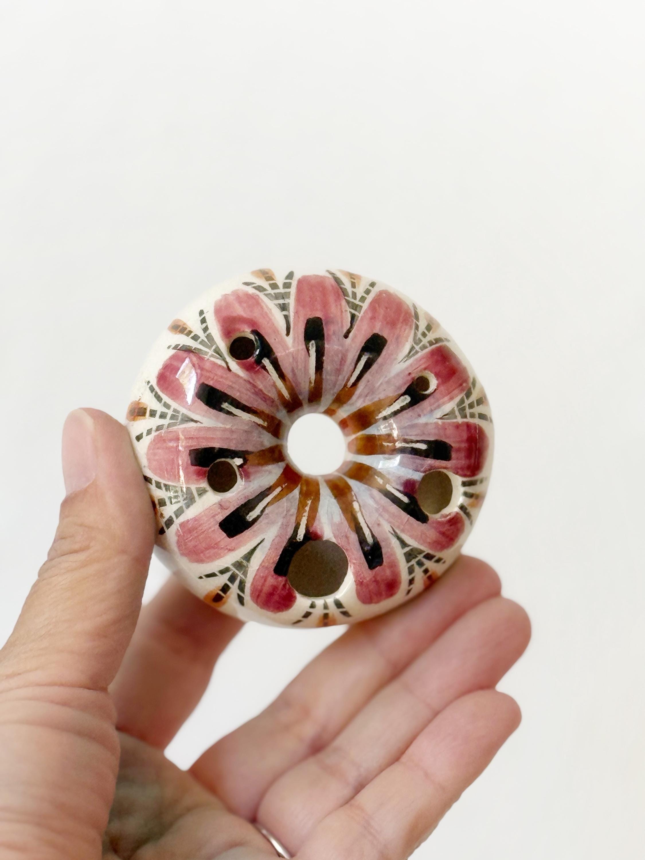 手描きの小さな花束の陶器製花瓶 | 花カエル - Etsy 日本