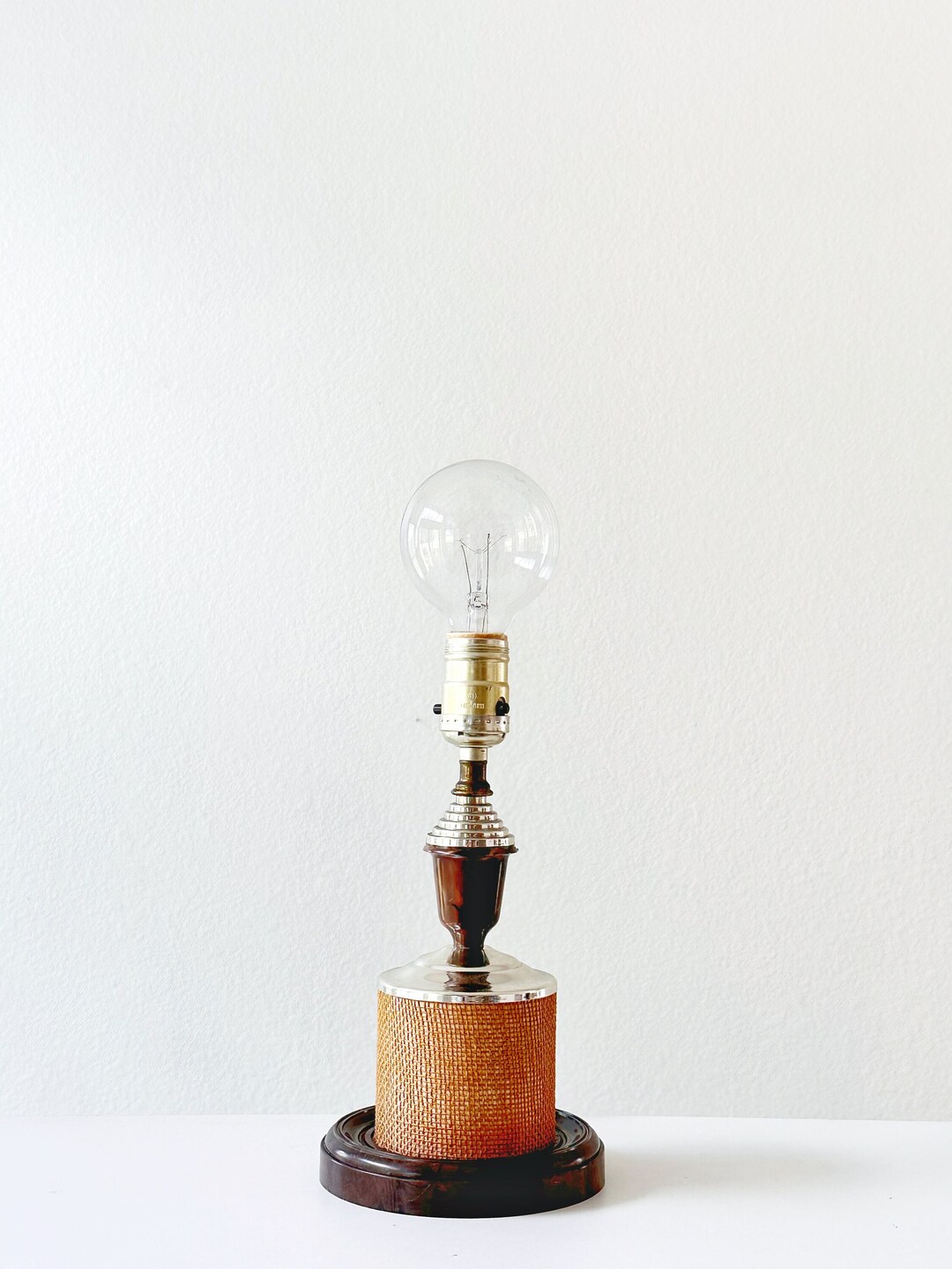 Photo inspiration: Picture Idea: Mid Century Modern Art Deco Table Lamp With Burlap Mcm