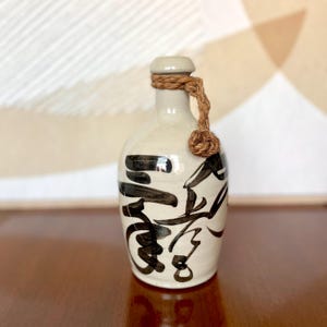 Vintage handpainted Japanese stoneware sake bottle, Vintage gift