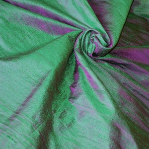 Silk Dupioni in Green with Magenta shimmers- Half yard, Yard,Meter & Half Meter D 133