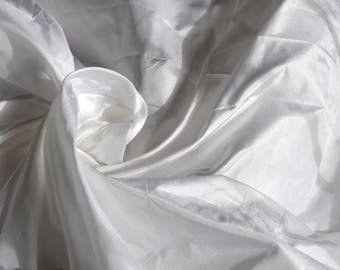 Fine Indian Silk Taffeta Super Premium Quality for memorable events, fat quarter -TFSP 500
