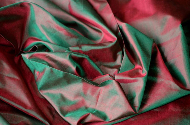 Fine Indian Silk Taffeta in Green with Red Half yard, Yard, Meter & Half Meter TF 102 image 1