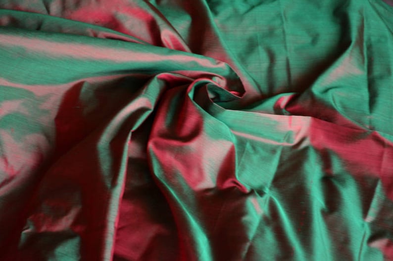 Fine Indian Silk Taffeta in Green with Red Half yard, Yard, Meter & Half Meter TF 102 image 3