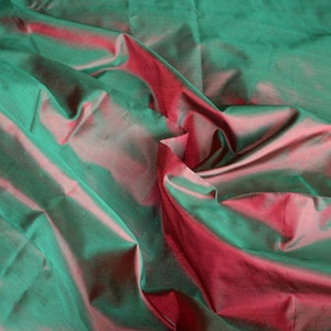 Fine Indian Silk Taffeta in Green with Red Half yard, Yard, Meter & Half Meter TF 102 image 4