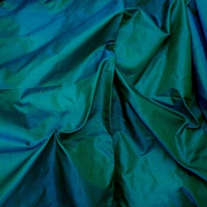 Fine Indian Silk Taffeta in Rich Green-Teal or Peacock Green blue Half yard, Yard &Meter-TF 27 image 3